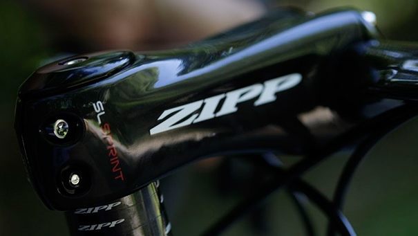 https://www.velotech.fr/wp-content/uploads/2013/09/zipp-sl-sprint-action.jpg