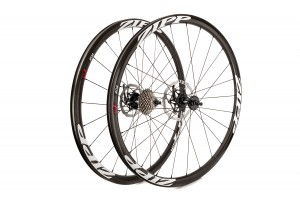 Roues vélo route Zipp 202 Firecrest Disc