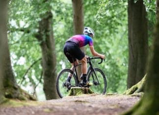 Vélo de route Focus Paralane : confortable et polyvalent Le Focus Paralane est polyvalent à souhait.