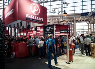 Quarq DZero en nouveauté sur l’Eurobike 2016 Le nouveau Pédalier Sram Quarq DZero était une des grosse nouveauté sur le stand pour l'Eurobike 2016.