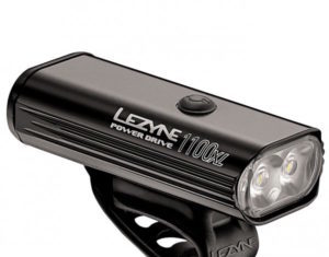 Éclairage vélo Lezyne Power Drive 1100 XL Le Lezyne Power Drive 1100 XL est utilisable au quotidien ou en sorties sportives.