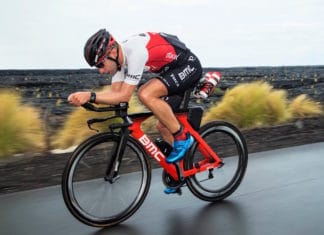 Vélo de triathlon BMC Timemachine en nouveauté 2017 Le BMC Timemachine est fait pour aller très vite. Le confort n'est pas oublié.