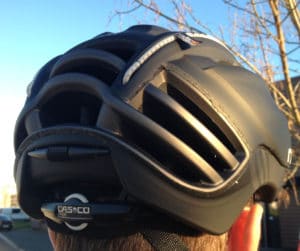 La ventilation arrière est excellente. Le système Disc-Loc permet un réglage parfait du casque sur votre tête.