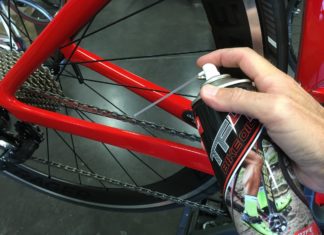 Les 5 meilleurs lubrifiants pour vélo : choix et conseils Les 5 meilleurs lubrifiants vélo permettent d'avoir une chaine propre et performante comme un pro !