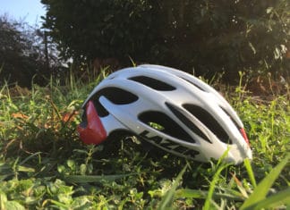 Casque vélo route Lazer Blade : polyvalent, abordable et technique Le casque vélo route Lazer Blade est technique, polyvalent et abordable. Un excellent choix.