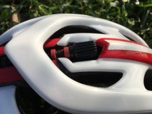 Le système Rollsys permet d'ajuster le casque en un tour de main.