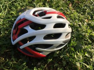 La ventilation est optimale sur ce casque vélo Lazer Blade.