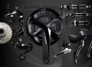 Nouveau groupe Shimano 105 R7000 : tout beau tout neuf ! Le nouveau groupe Shimano 105 R7000 offre technicité et efficacité. Le top !