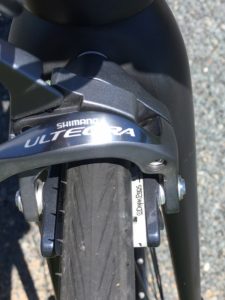 Le montage sur un étrier Shimano ne pose donc aucun souci.