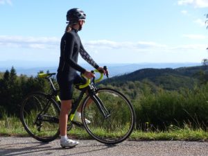 La tenue vélo femme Assos est très agréable en mi-saison. Ni trop chaud, ni trop froid.