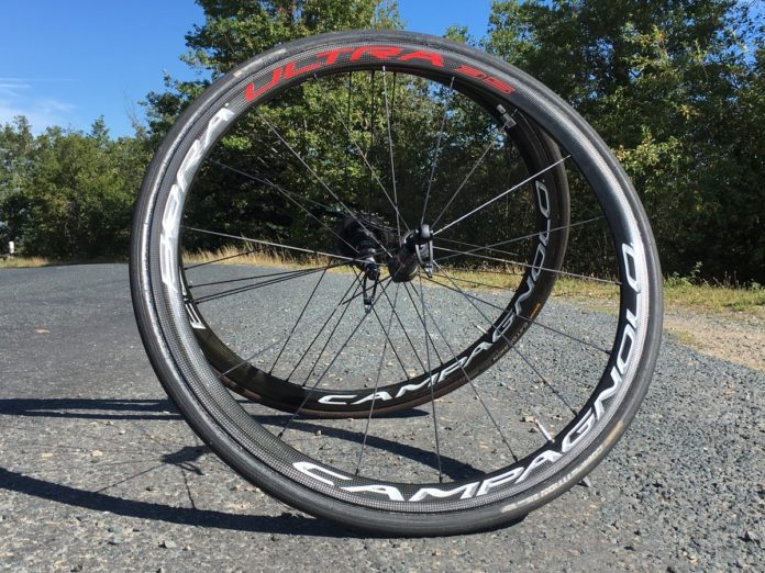 Les roues Campagnolo Bora Ultra 35 sont bluffantes d'efficacité.