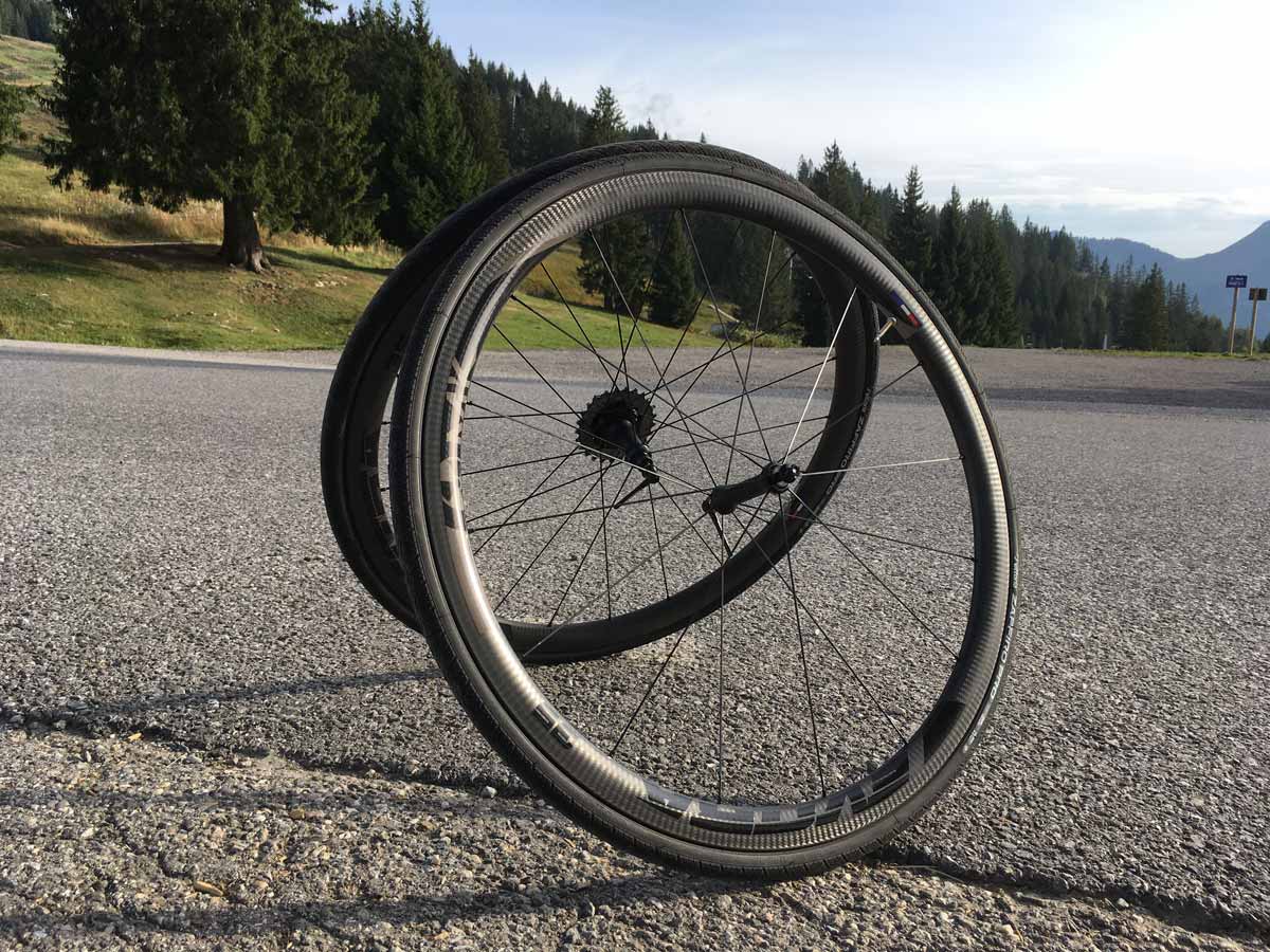 Roue carbone pneu occasion online