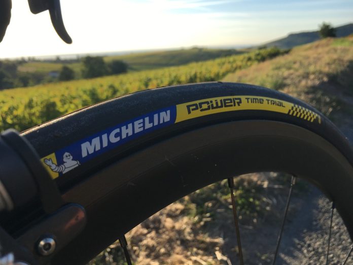 Le pneu Michelin Time Trial est redoutable de performance.