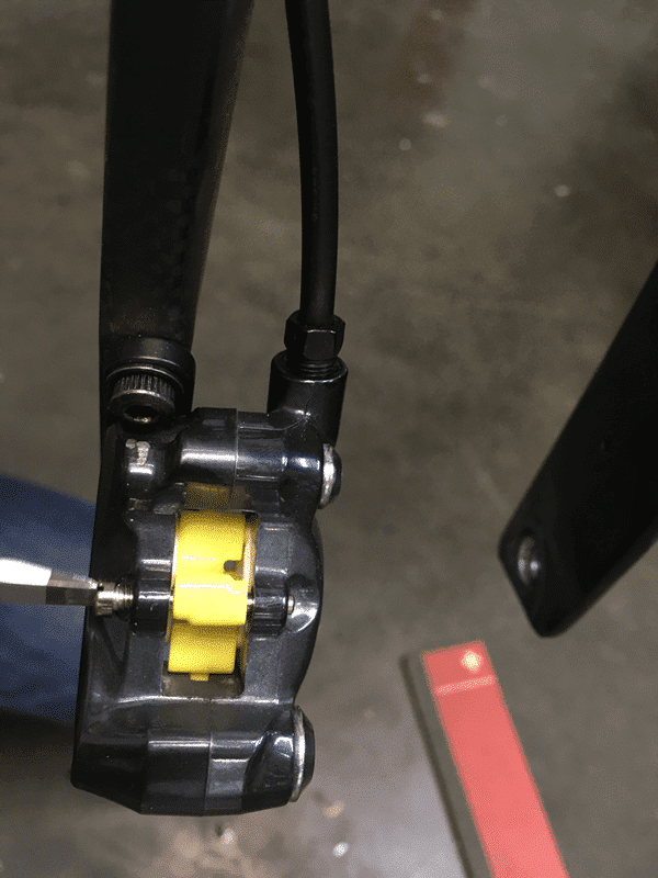 Comment faire une purge de freins Shimano : explications et conseils