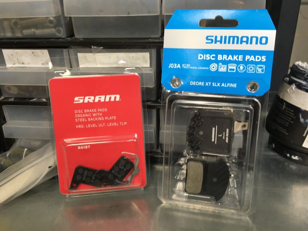 Lot De 2 Plaquettes De Frein Pour Vélo (type Patins) - Remplacement Pour Freins Sur Jante - Générique