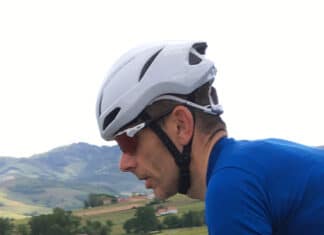 Casque vélo route HJC : un duel technique en test Le casque vélo route HJC Furion 2.0 est léger et aérodynamique.