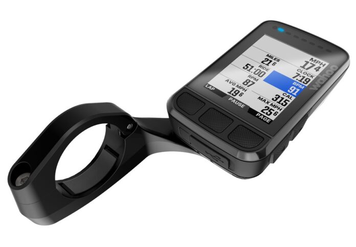 Le compteur Wahoo Elemnt Bolt prend de la couleur sur son écran de 2.2 pouces.©Wahoo Fitness