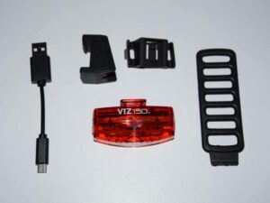 L'éclairage vélo Cateye se recharge par USB.