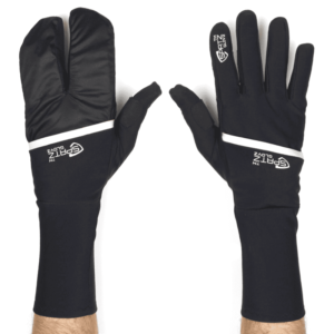 Les gants Spatzwear possèdent un design particulier qui protège bien les avant-bras