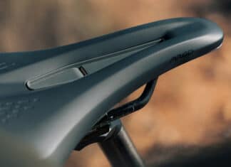 Selle Gravel Fizik Terra Argo X1 : testée entre chemins et pavées Selle vélo gravel Fizik Argo X1
