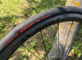 P Zero Race TT : le nouveau pneu performance de Pirelli Pirelli Pzero Race TT en test