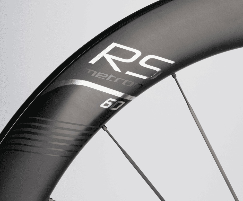 Roues Vision Metron utilisées en compétition WorldTour par l'équipe EF Education